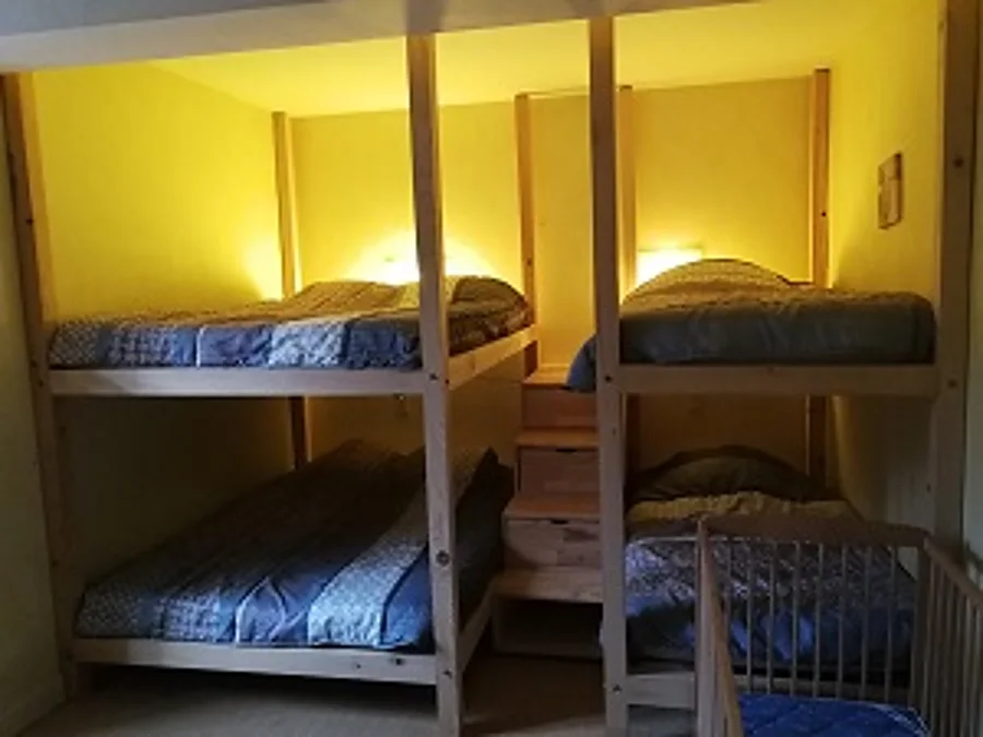 Lits superposés pour les enfants